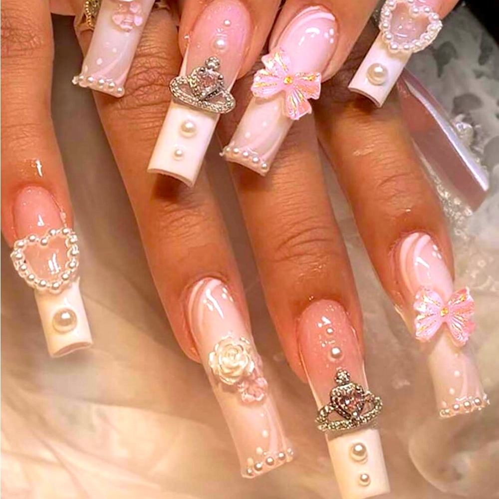 “Bday” press on nails